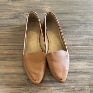 Old Navy Tan Women's Loafers